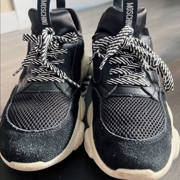 Genuine Moschino Designer Sneakers - Picture 1 of 5